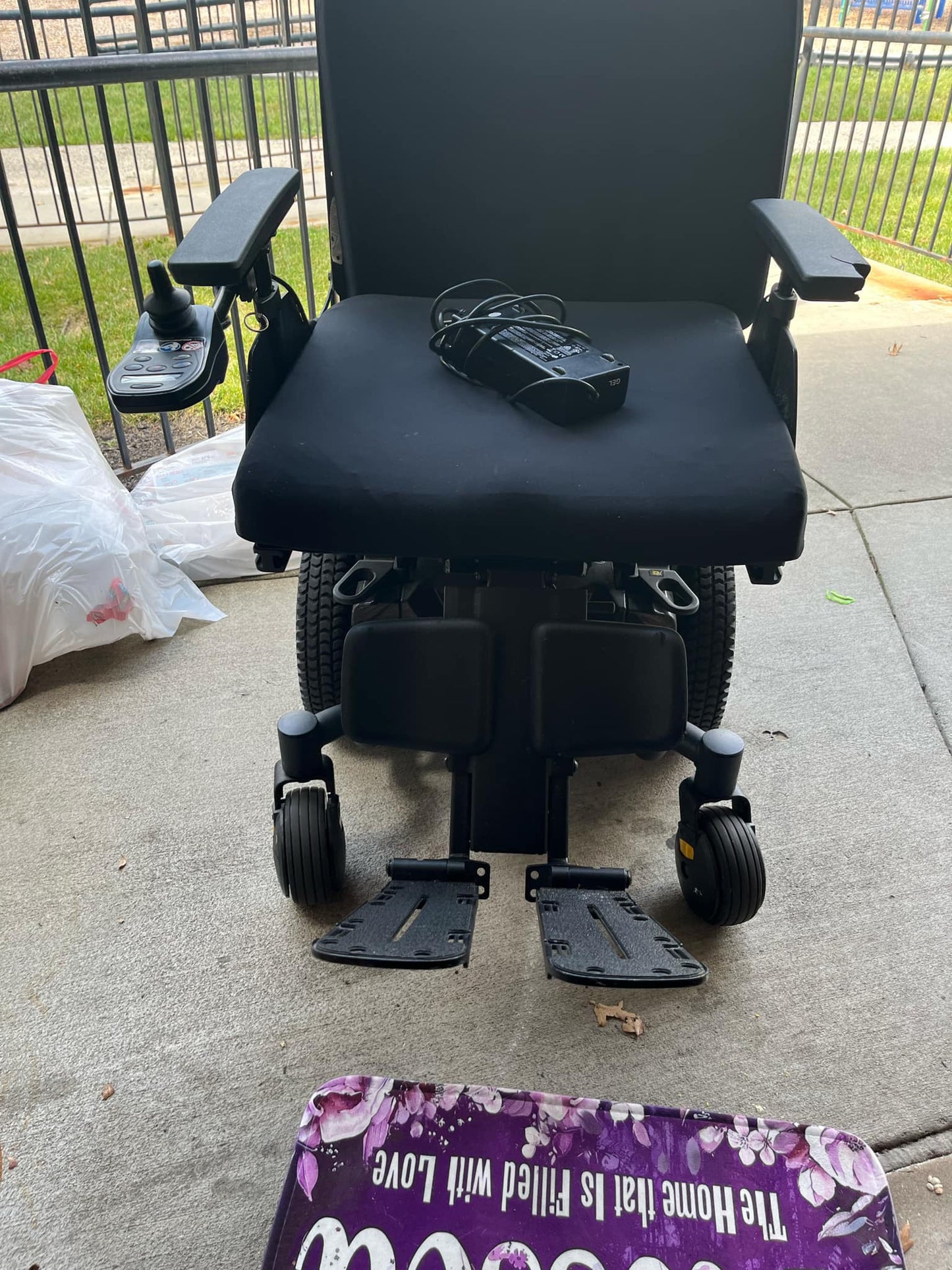 J4 Heavy Duty Wheelchair